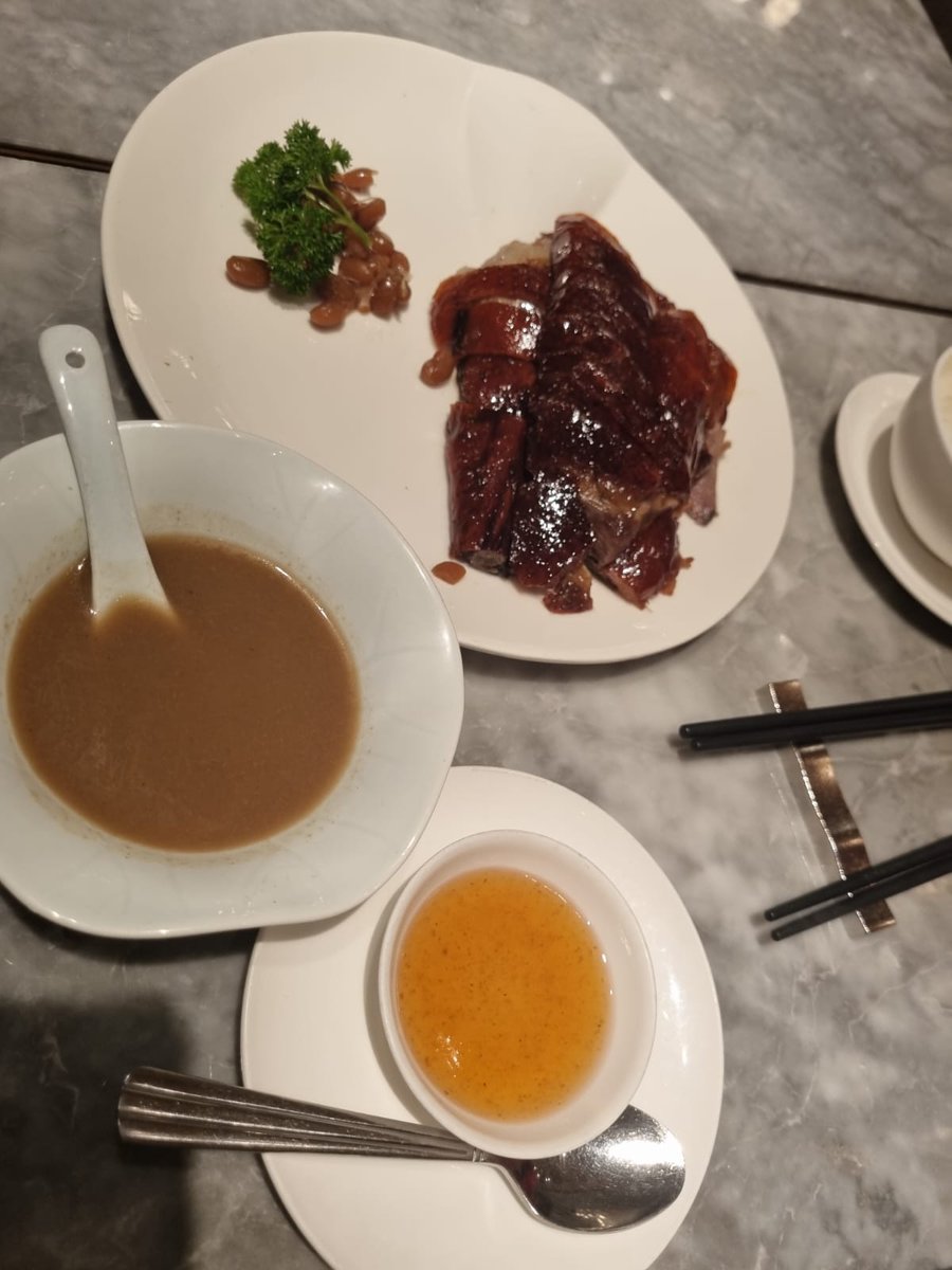 Yung Kee in HK last week, we weren't super hungry so wife and I did a quarter roast goose. Still delicious.