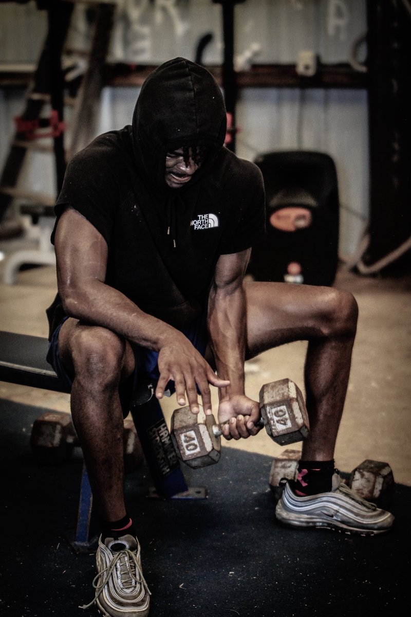 LatevienT3's tweet photo. No glitter and Gold, straight hard work and grind @CoachDunbar49 @CoachJB_4 @HCWillieSimmons @Coach_Dewitt  @JLBarnes4 @OtisMounds @Dyrell_Roberts @CoachBanks2008 @lawrencedawsey @coachvjefferies #Godblessth https://t.co/mFYJObNTqP
