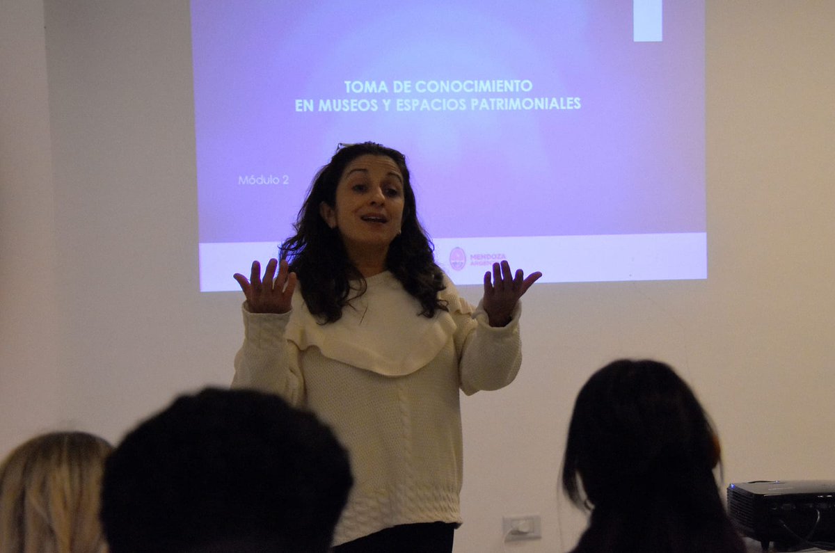 En el marco del Plan de Refuncionalización de los museos, estudiantes de Historia, Artes Visuales e Inglés del terciario "Del Bicentenario" realizarán sus prácticas profesionales en museos provinciales.
#CulturaMendoza #Patrimonio