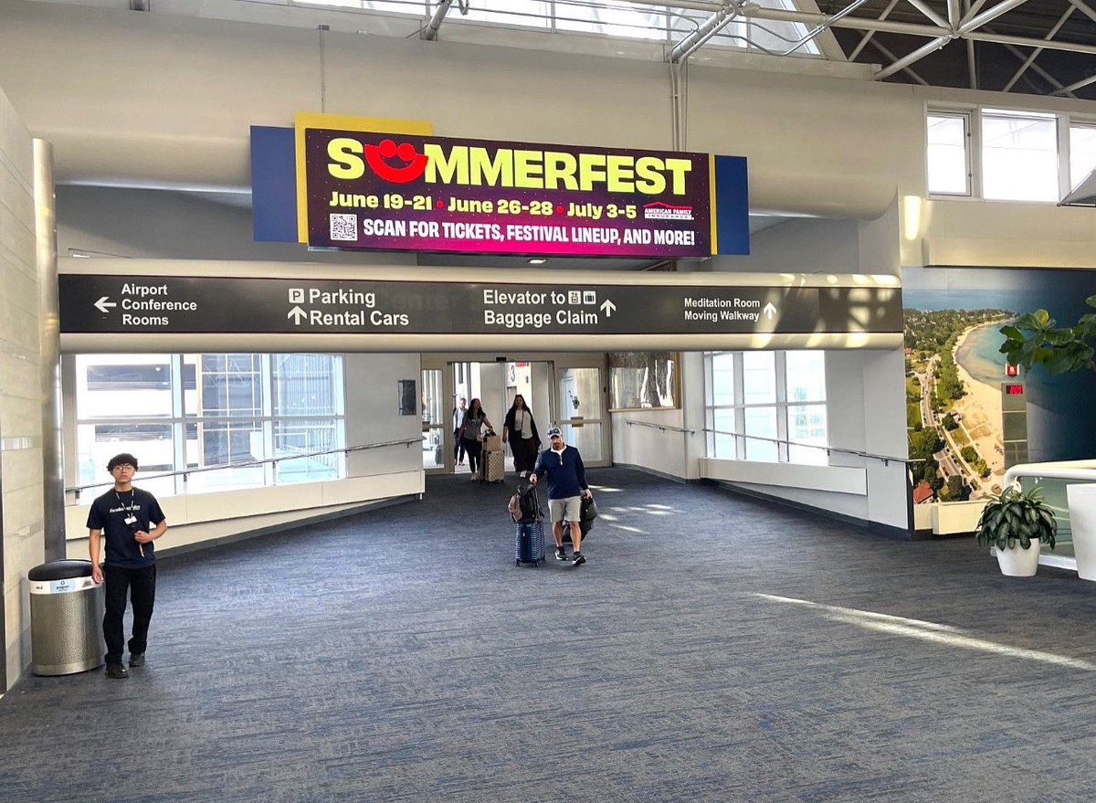 Summerfest is back, and so are the colorful advertisements at Milwaukee Mitchell International Airport. Have an event you want to promote? Now is the perfect time to get the ball rolling! #MKE #LamarAirportAdvertising #OOH