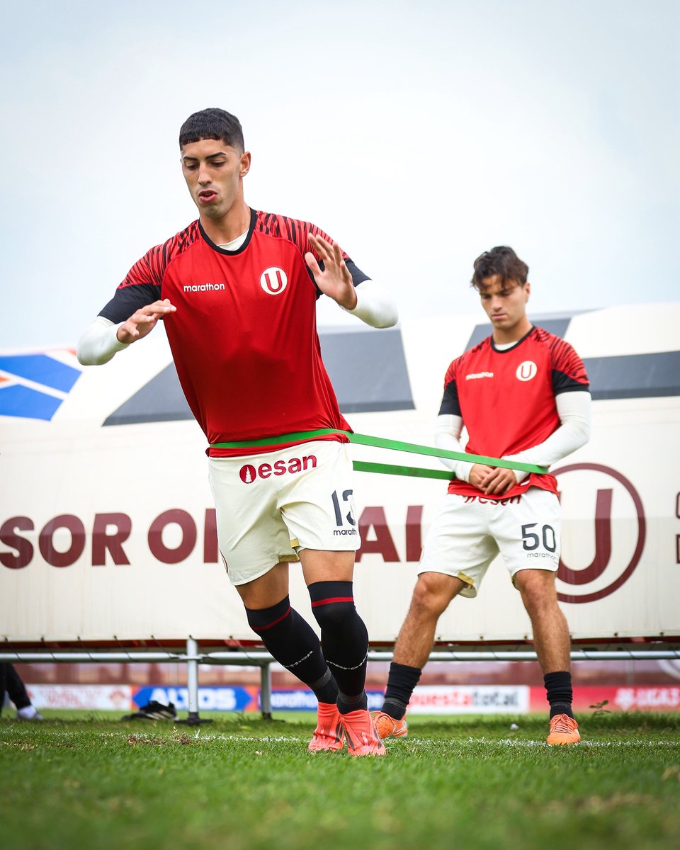 MenoresU's tweet photo. ¡𝗟𝗜𝗦𝗧𝗢𝗦 𝗣𝗔𝗥𝗔 𝗗𝗘𝗠𝗢𝗦𝗧𝗥𝗔𝗥 𝗟𝗔 𝗚𝗔𝗥𝗥𝗔! 💪

#Liga3
#CanterasCremas https://t.co/Yx9jdXdydt