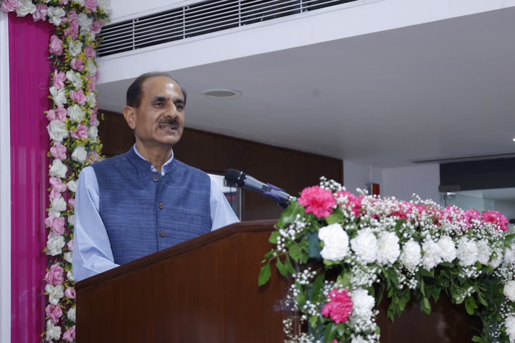 CGST Noida Pr. Commissionerate tweet media