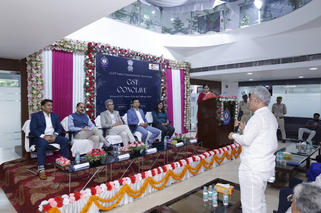 CGST Noida Pr. Commissionerate tweet media