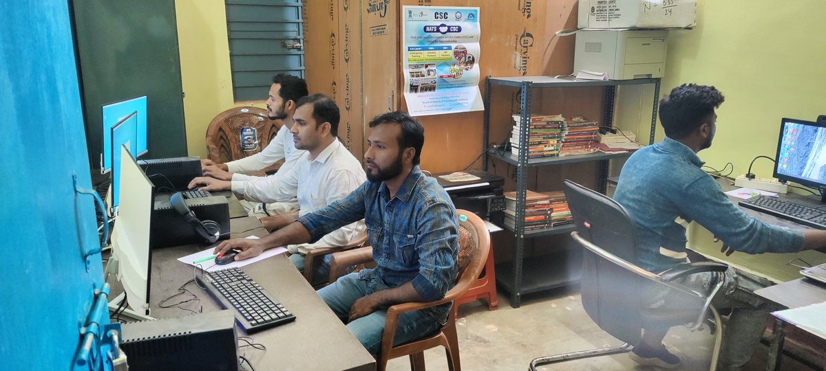 VikramV05986686's tweet image. रांची जिले के बेड़ो पंचायत भवन में #CSCAcademy के द्वारा डिजिटल लाइब्रेरी खोला गया हैं सीएससी एकेडमी की यह पहल ग्रामीण भारत को सशक्त बनाने की दिशा में एक सकारात्मक प्रयास है।