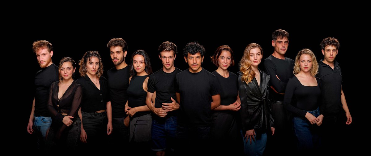 El esplendor del Siglo de Oro ya cuenta con una nueva generación de talentosos jóvenes que se especializarán en la interpretación del verso clásico: os presentamos a la 7ª promoción de la Joven CNTC, a la que han se han presentado más de 900 aspirantes.😍
cultura.gob.es/cultura/artese…