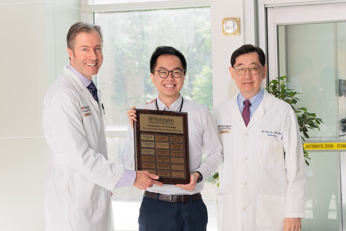 Peter Kang (@peterkangmd) on Twitter photo Congratulations to <a href="/WashUNeurology/">WashU Medicine Neurology</a> PGY4 Resident, Alan Li who won the Leonard Berg Prize for Resident Research at our Neurology Resident Academic Symposium earlier this month. He worked with Brendan Lucey investigating Suvorexant effects on CSF/Serum AV and P-Tau levels <a href="/AASMorg/">American Academy of Sleep Medicine</a> Congratulations to <a href="/WashUNeurology/">WashU Medicine Neurology</a> PGY4 Resident, Alan Li who won the Leonard Berg Prize for Resident Research at our Neurology Resident Academic Symposium earlier this month. He worked with Brendan Lucey investigating Suvorexant effects on CSF/Serum AV and P-Tau levels <a href="/AASMorg/">American Academy of Sleep Medicine</a>