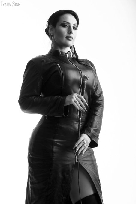 Ezada_World