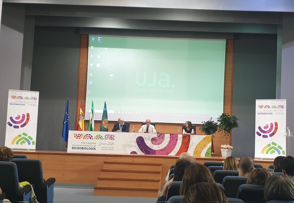 Comienza el XXX Congreso de la <a href="/SEMicrobiologia/">SEM</a> en la <a href="/ujaen/">Universidad de Jaén</a> 

¡Un honor estar aquí! 

#CongresoSEM #CongresoSEM2025 #SEM2025