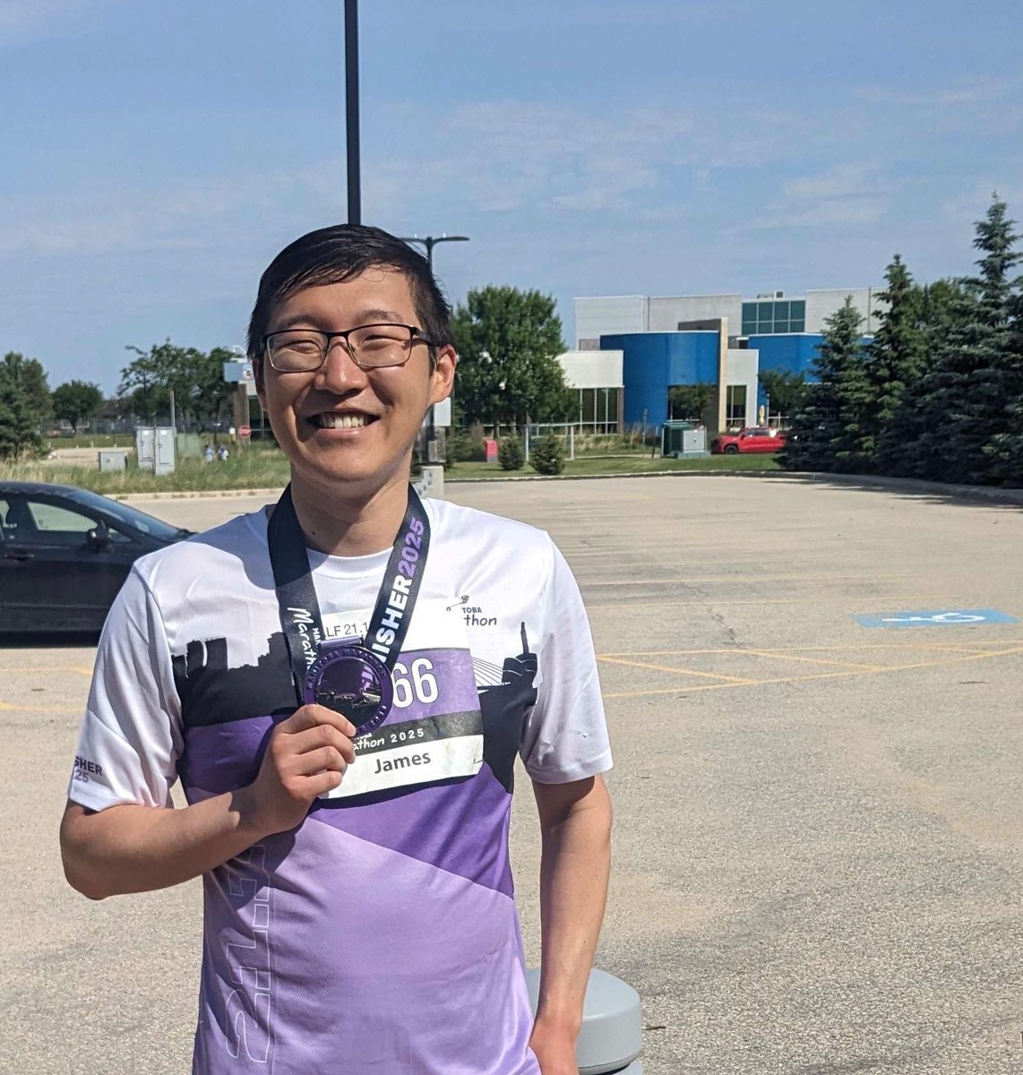 Ran the Manitoba half marathon yesterday! 

Didn’t quite hit my stretch goal of finishing under 2H but still really happy with how it went!