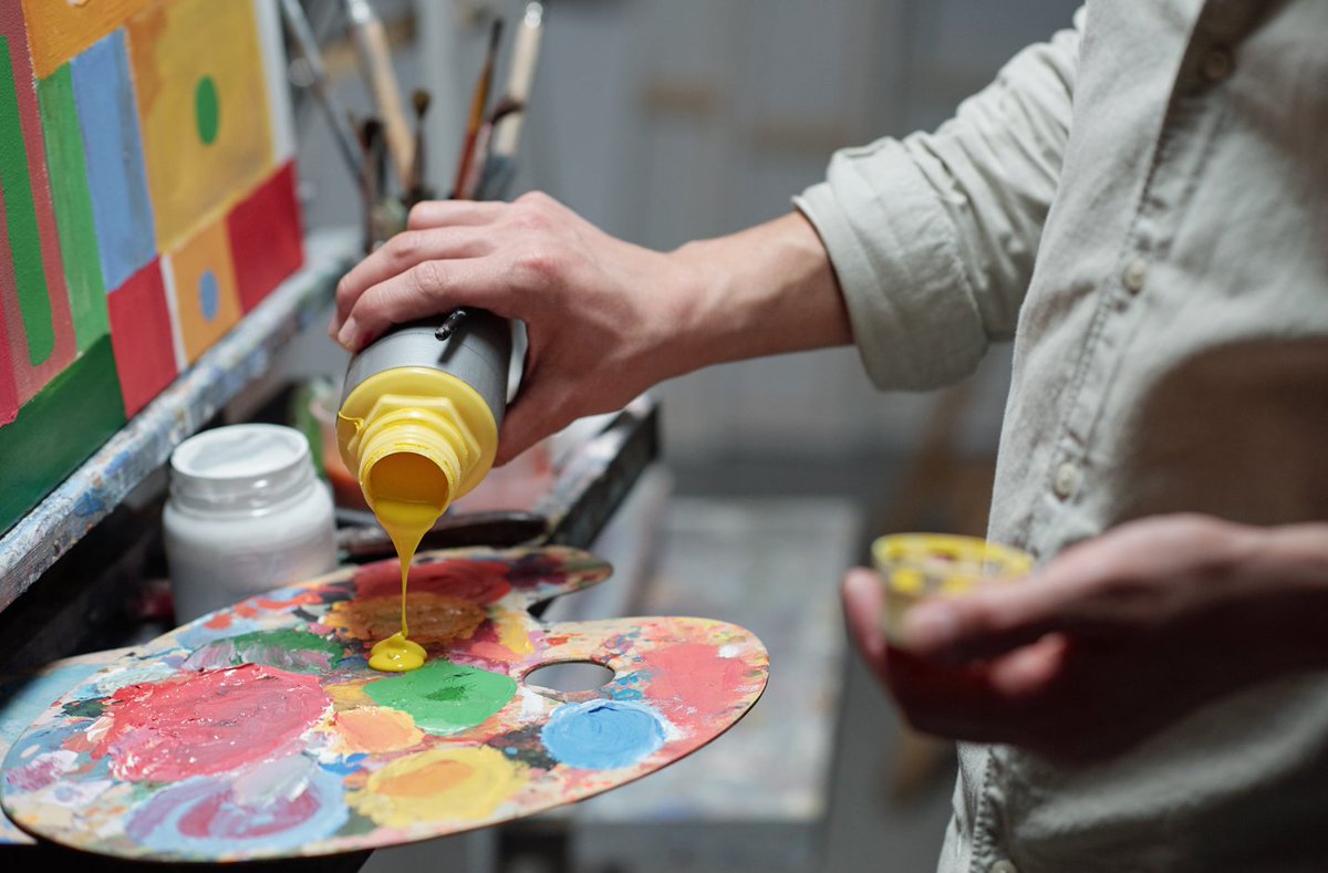 Artist and 13-year survivor of multiple myeloma Lory Macrate finds inspiration for a new painting every day, and each new painting is an adventure that feeds her soul with creative energy. bit.ly/3HJlrDX

#ArtAsTherapy #Painter #CancerJourney #Survivorship