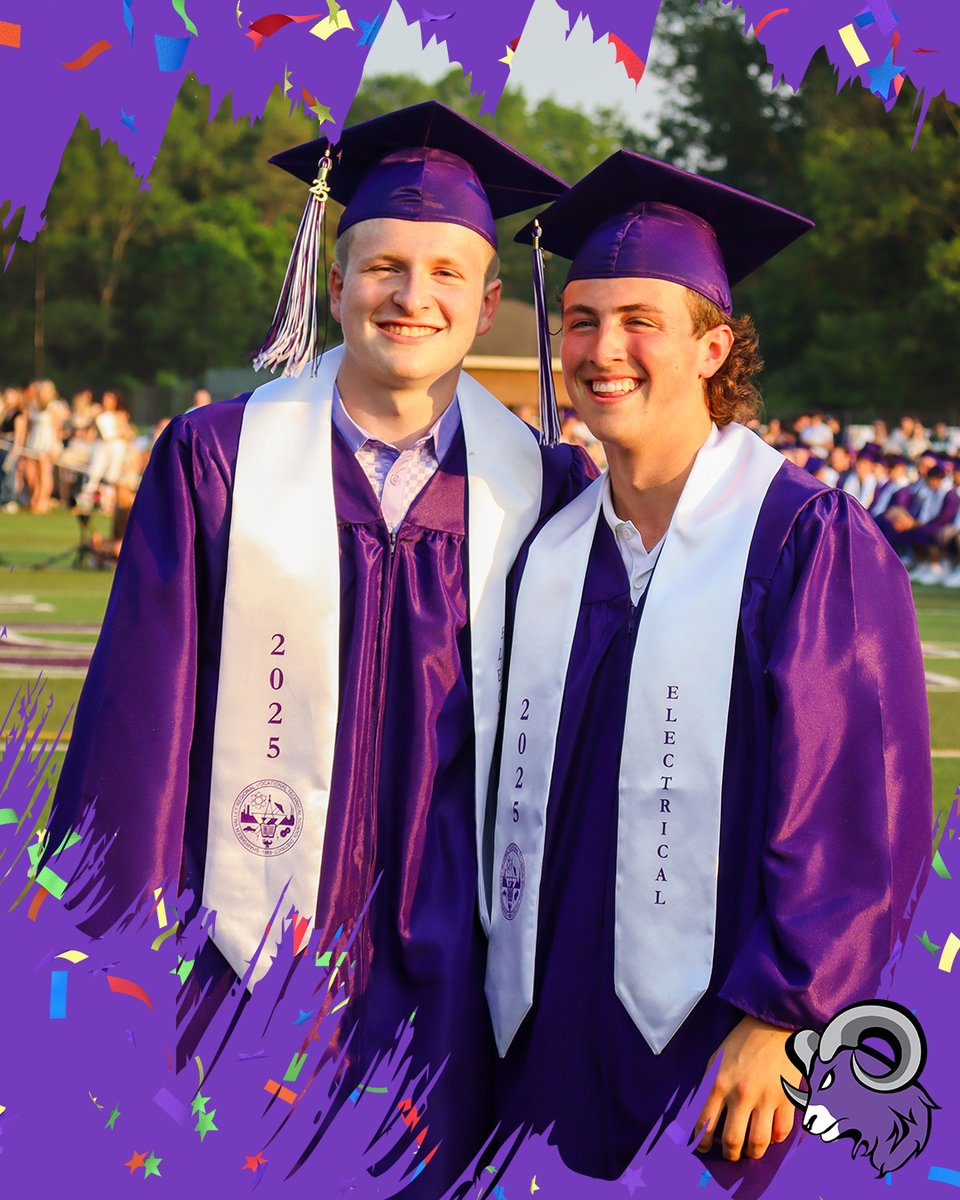 shawtech_hs's tweet image. Our #grads are walking into the world with more than #memories, they’re leaving with #credentials, co-op experience, and a clear #direction. The journey starts here #ClassOf2025!
#WeAreShawsheen #ShawTechCTE #CTEPathways #FutureReady