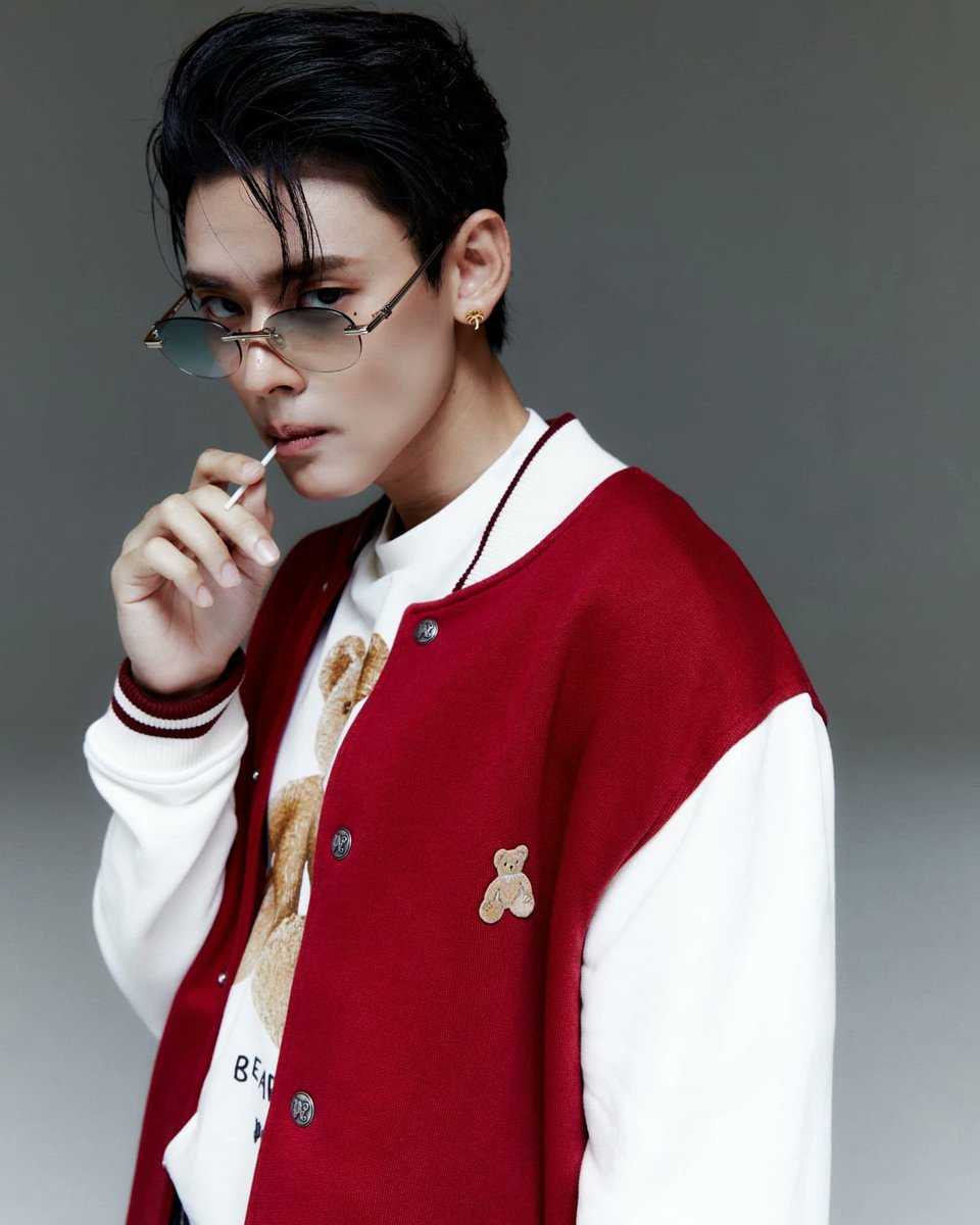 Koogkai789651's tweet photo. อุ๊ยตาย ว้ายกรี๊ด เธอโคตรเท่ (โคตรเท่)
#PERSES #PERSES_TH
#NAY_PERSES
#PalmAngelsBearInMind
#PalmAngelsBKK
#BearInMind https://t.co/Z45RlsySCV