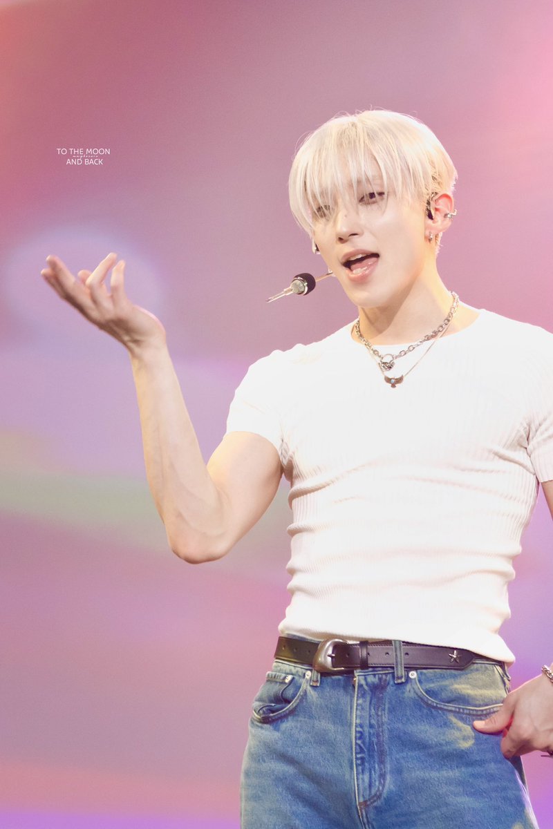 241117 [PETER 2024] in Taipei

내 핸드폰에 있는 사진

#문종업 #MoonJongUp 
#文鐘業 #ムン·ジョンオプ 
#PETER #피터 #TWISTYA