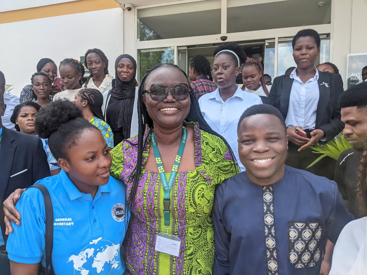 Pascal_M41's tweet image. I had the privilege of attending the official launch of KNUST&apos;S E-COUNSELLING APP at the Council Chamber, Main Administration. This Technological initiative engineered by KCC and UITS aims to make mental health services more accessible and convenient for both students and staff.
