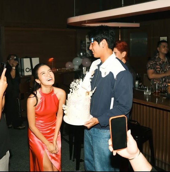 Each Others POV 🥹 the look of love opo DonBelle. tas yung glow ng dalawang to halatang alaga po ng isat isa! #DonBelle ❤️✨
