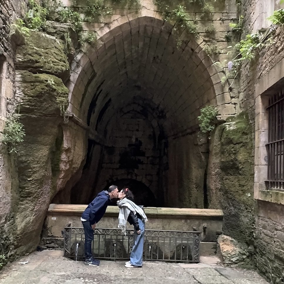 📝NUEVO EN EL BLOG📝
Diez días, mil anécdotas y un roadtrip de los que molan mucho 😉: Occitania/Nueva Aquitania. 
Desde pueblos de cuento como Sarlat, Conques o Belcastel, hasta castillos, mercados y cuevas. 
¿Has hecho un viaje así? Te leemos
eltomavistas.com/road-trip-por-…