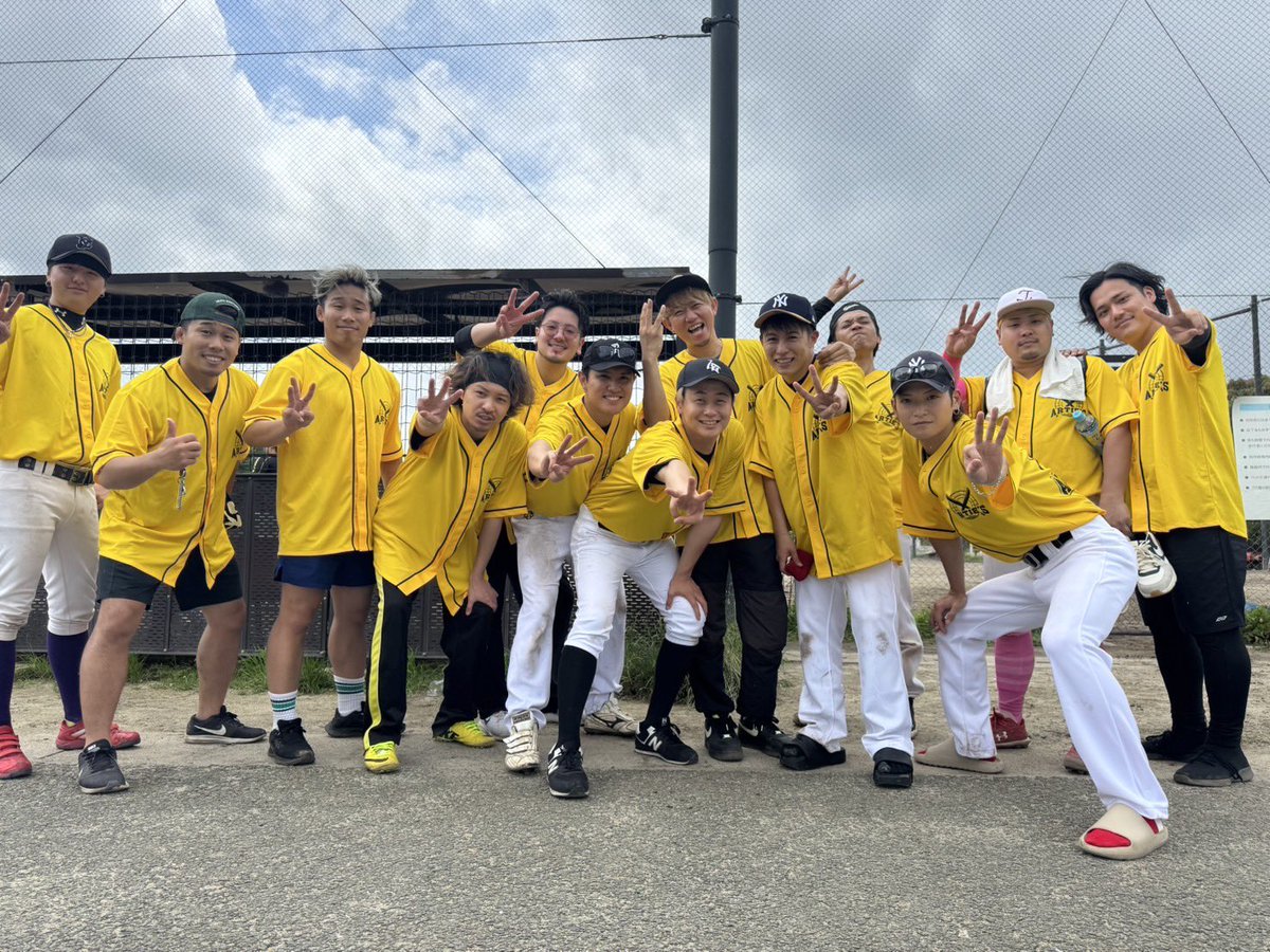 s_g_r_12's tweet photo. ただただ楽しかった⚾️
何より大人になっても、こうやって青春できて応援してもらえることが嬉しかった🥹
#福岡草野球 #草野球 #福岡野球 https://t.co/xw6nfh0ET9