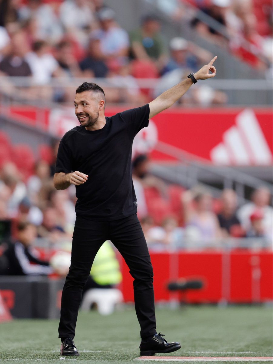 DayswithoutFF's tweet image. Day 29, without Francesco Farioli at Ajax

#Ajax #Farioli