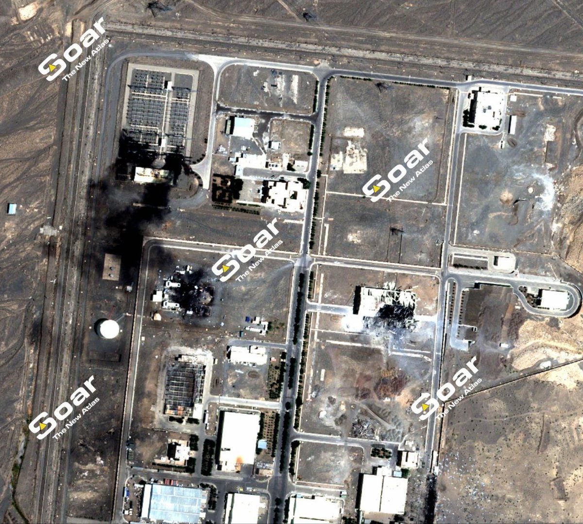 نتائج الهجوم على موقع التخصيب في نطنز.
تمت مهاجمة مكونات منظومة الكهرباء في الموقع، وبهذا أوقفت إسرائيل نشاط أجهزة الطرد المركزي في القاعات تحت الأرض."