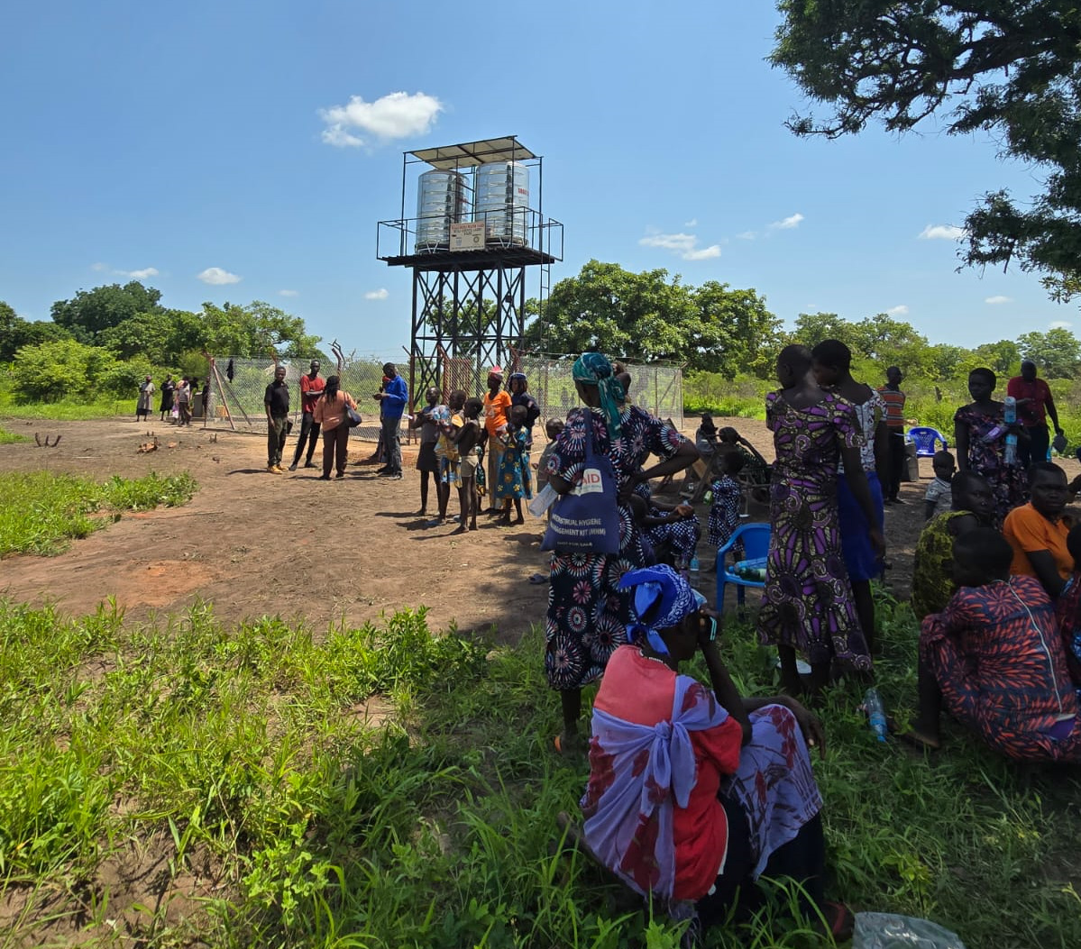 Small project, big impact! A new water facility 🚰 in remote Wako, #SouthSudan 🇸🇸 has
✅ reduced protection risks for women who were travelling long distances to access clean water 
✅ improved relationships between settled communities &amp; herders through equitable water sharing
✅