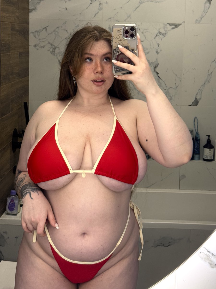 MissSunnyF's tweet photo. deleting in 48 hours, but whoever likes and says hi, ill send u my recent vids🩵 https://t.co/bGSsZJ9H7Y