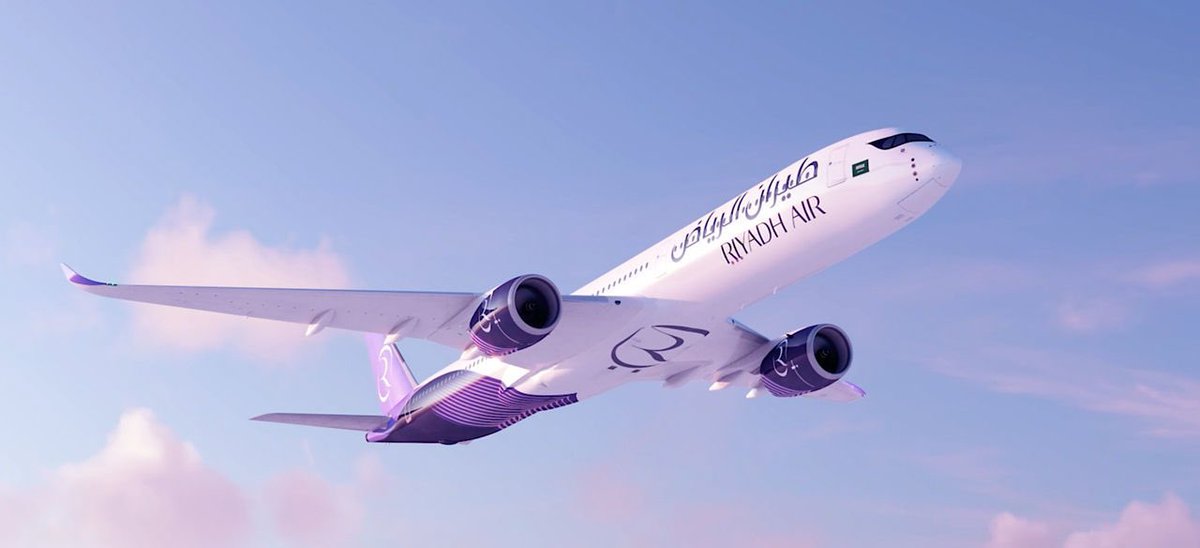 #طيران_الرياض  يعلن عن طلب 50 طائرة من طراز إيرباص A350-1000 لتوسيع أسطوله إلى 182 طائرة، استعداداً لربط الرياض بـ 100 وجهة عالمية بحلول عام 2030.

الاتفاقية تأتي مكملة لطلبيات شراء أسطول الطائرات الحالية التي تضم 132 طائرة، ليصل إجمالي الأسطول الجوي لطيران الرياض إلى 182 طائرة