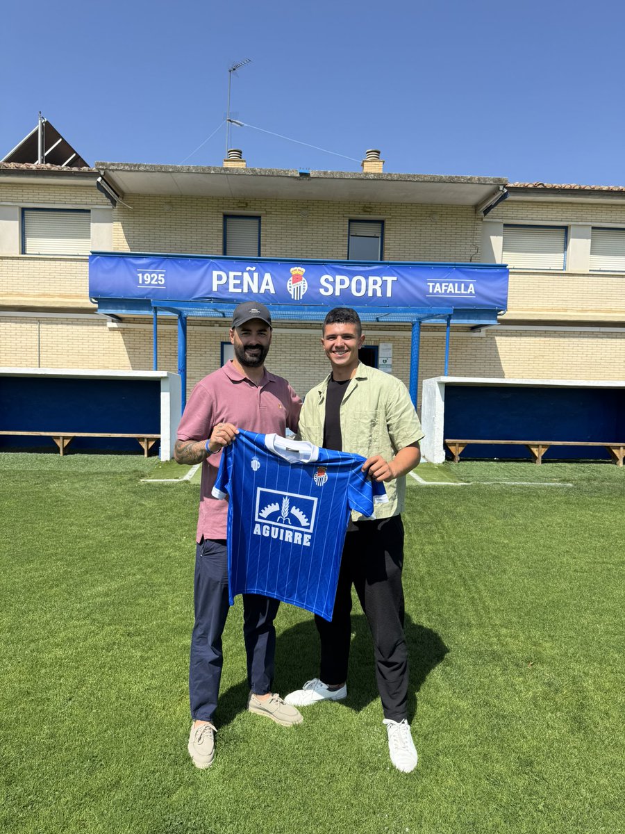 💥OFICIAL! | Aimar Peñalver nuevo jugador de la Peña Sport!
 
📝El portero navarro firma para la próxima temporada procedente del @athleticclub tras estar cedido la temporada pasada en el <a href="/cdtudelano/">CD Tudelano Oficial</a>.sad . 
 
💙21 años 
🖤1,90 m 
🙌🏼 Bienvenido Aimar!