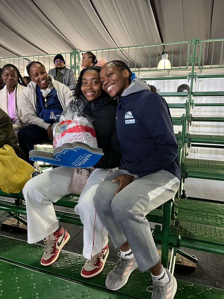 _Thembalihle_'s tweet photo. @My_SPAR is driving change, advocating for easy access to pads and ensuring to end the period poverty by the year 2030.
#EndPeriodPoverty #PetalsAtSPAR #OnlyAtSPAR
🔗: https://t.co/MBtdMT88wF https://t.co/BK6AFJFH5t