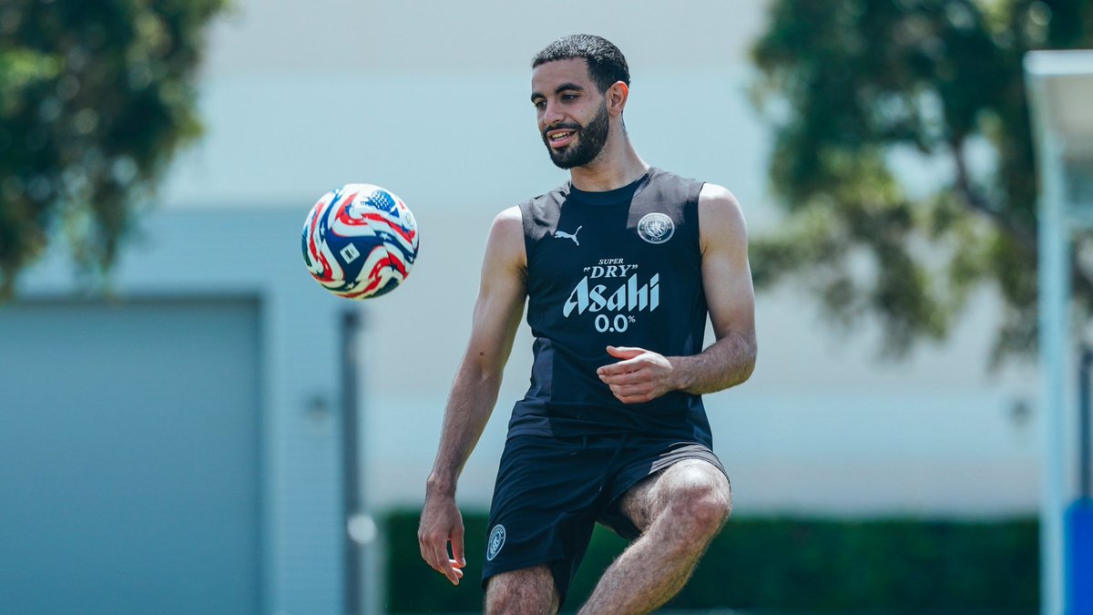 PantauManCity's tweet image. Rayan Ait-Nouri: 

"Saya di #ManCity untuk menunjukkan apa yang bisa saya lakukan, saya akan memberikan segalanya untuk tim ini..." 

▶️ #ESPNUK