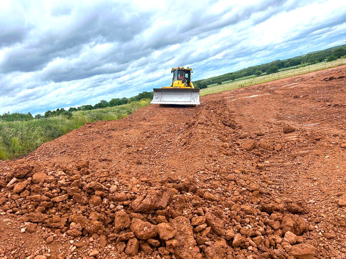 OperatorSkills's tweet image. Another great day of getting our learners confident on forming batters before moving onto GPS later in the week and constructing to the models we have on the training area. 

#Training #Future #PlantOperators #OnSite