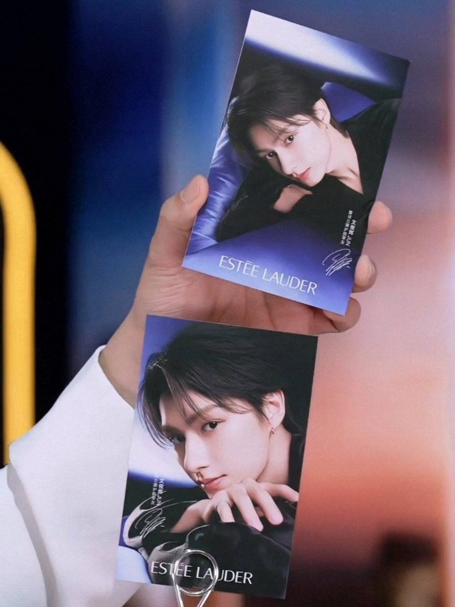menjunfei's tweet photo. Jun Estee Lauder postcards https://t.co/BlYq3X88pB