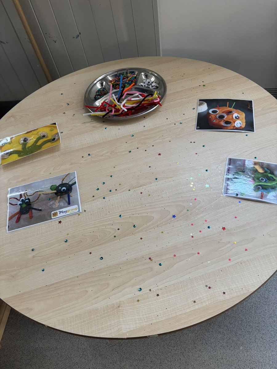 Miss Nicholson tweet media