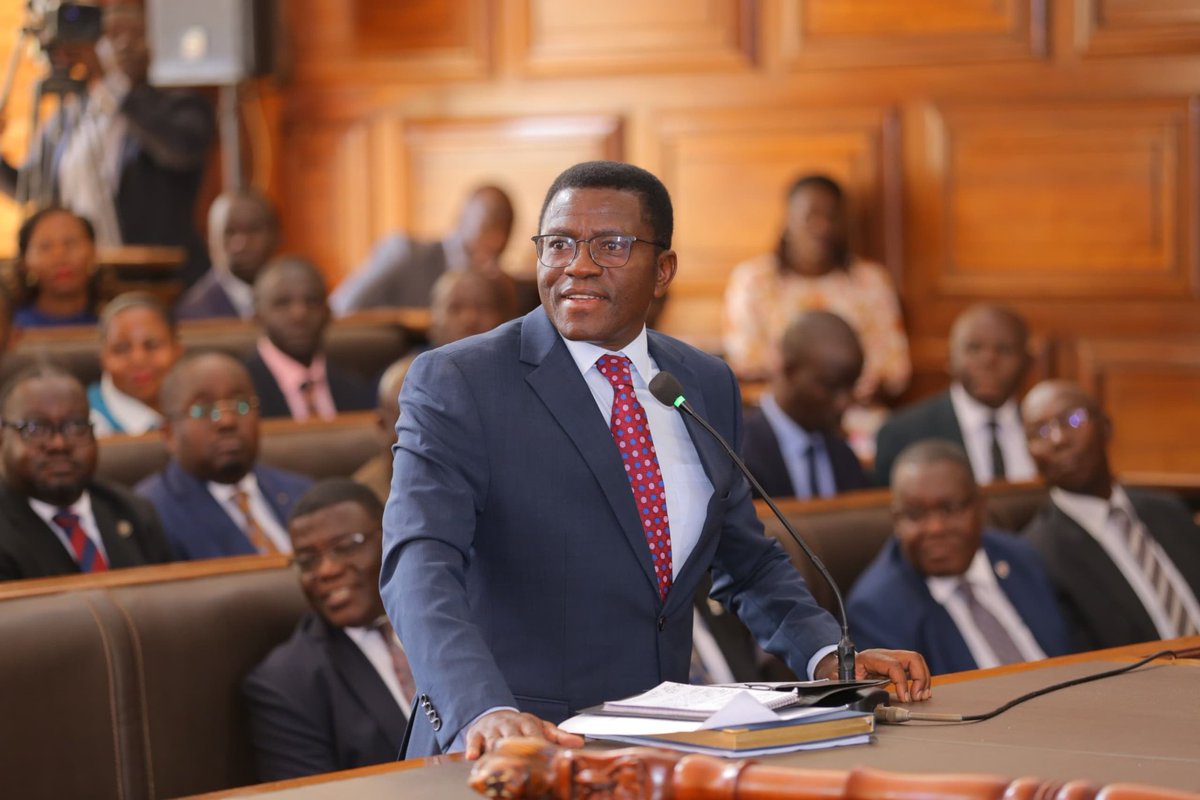 cpmayiga's tweet photo. Embalirira ya Buganda 2025/2026 ya buwumbi 305.

Twongedde okugenda mu maaso kyokka ssente zino zikyali ntono kw'ebyo bye tuteekedddwa okukola okunnyikiza obuweereza mu bantu nga Kabaka bwe yatutuma. Tetusolooza musolo, kyokka byetukozeeko birabwako era oyo atabiraba asaana ssaala!

Nneebaza Obuganda ne bannamikago abatambula naffe mu kutuukiriza emirimu gy'Obwakabaka. Tuleme kukoowa, twongere buyiiya na bwerufu gye tulaga tulabayo, Buganda ejja kudda ku ntikko

#BugandaBudget2025