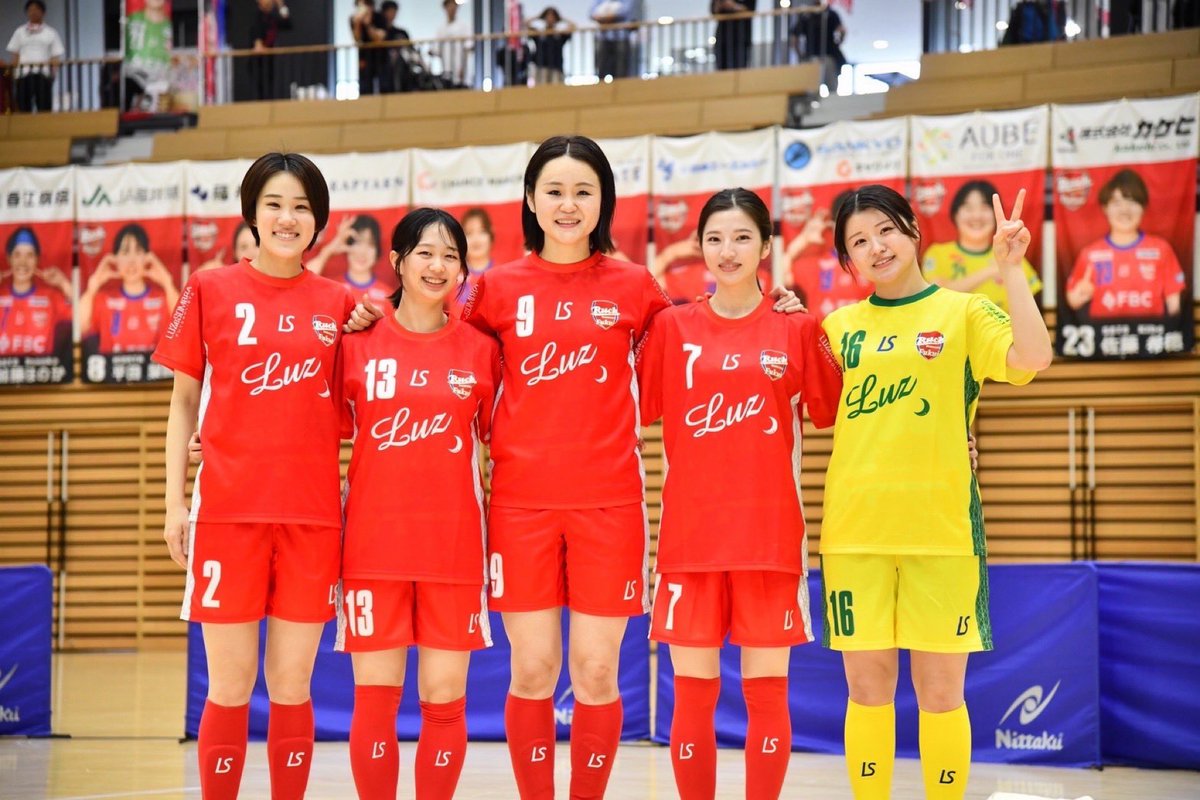 paruchankyon's tweet photo. 昨日は夏奈と夢花のlast game ⚽️

20年以上前、一緒にサッカーを始めて
数えきれない時間を共にした
最高で最強の青春アミーゴ🤎〰️

こんなに素敵な機会を作ってくれた
RUCK familyに心から感謝します。

夏奈 &amp; 夢花、長い間RUCKを支えてくれて
ありがとう！本当にお疲れ様でした🫶🏽 https://t.co/nP02nhVh9f