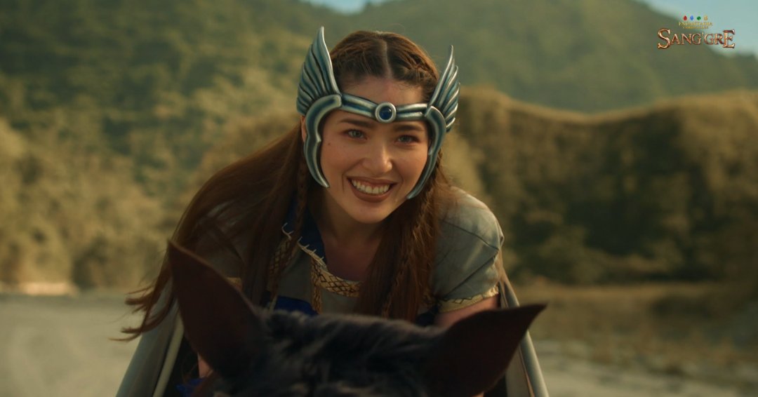 gmanetwork's tweet photo. The first Sang'gre close-up frame goes to Amihan! 💙

#Sanggre #SanggreWorldPremiere https://t.co/f5u1BBvIKC