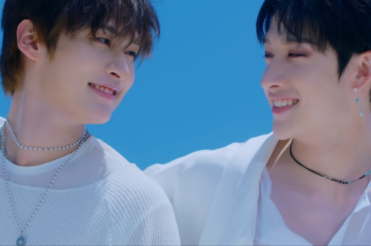 my_minchan's tweet photo. minchan married moments ✨️

— a 🐺❤️🐰 thread ; https://t.co/5t1rjpXYaL