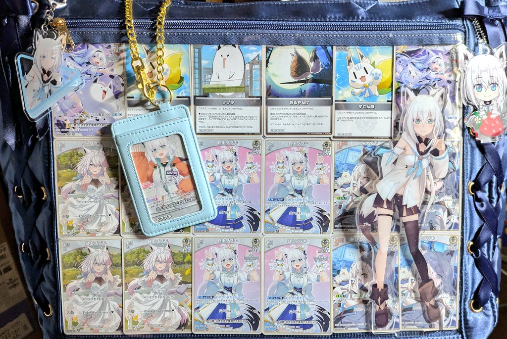 遂に作りました国王白上フブキの痛バ！今回使ったのは贅沢にホロライブ