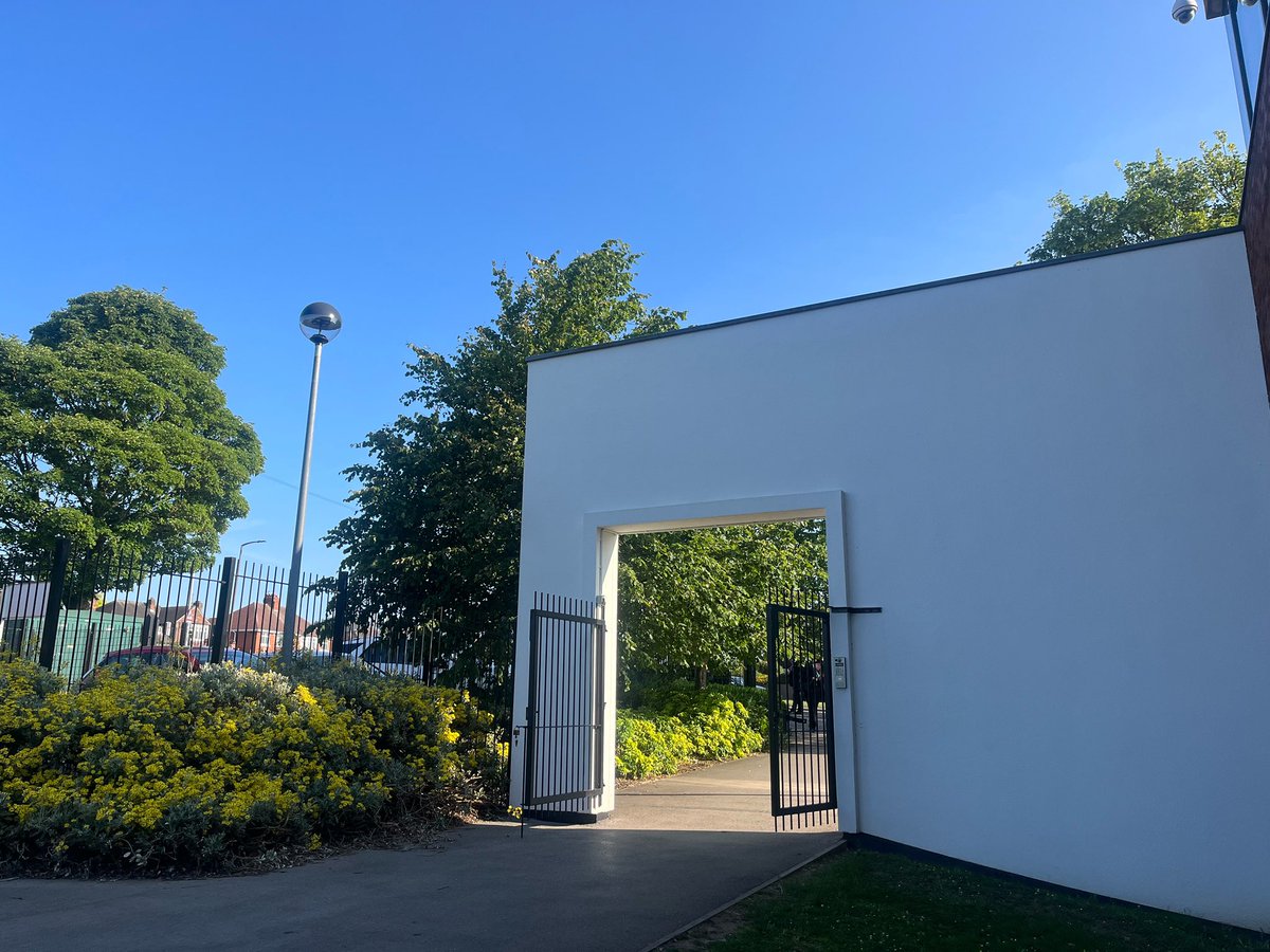 The sun is shining, the gate is open and we are excited to welcome our students back to another jam packed week at Maltby Academy ☀️