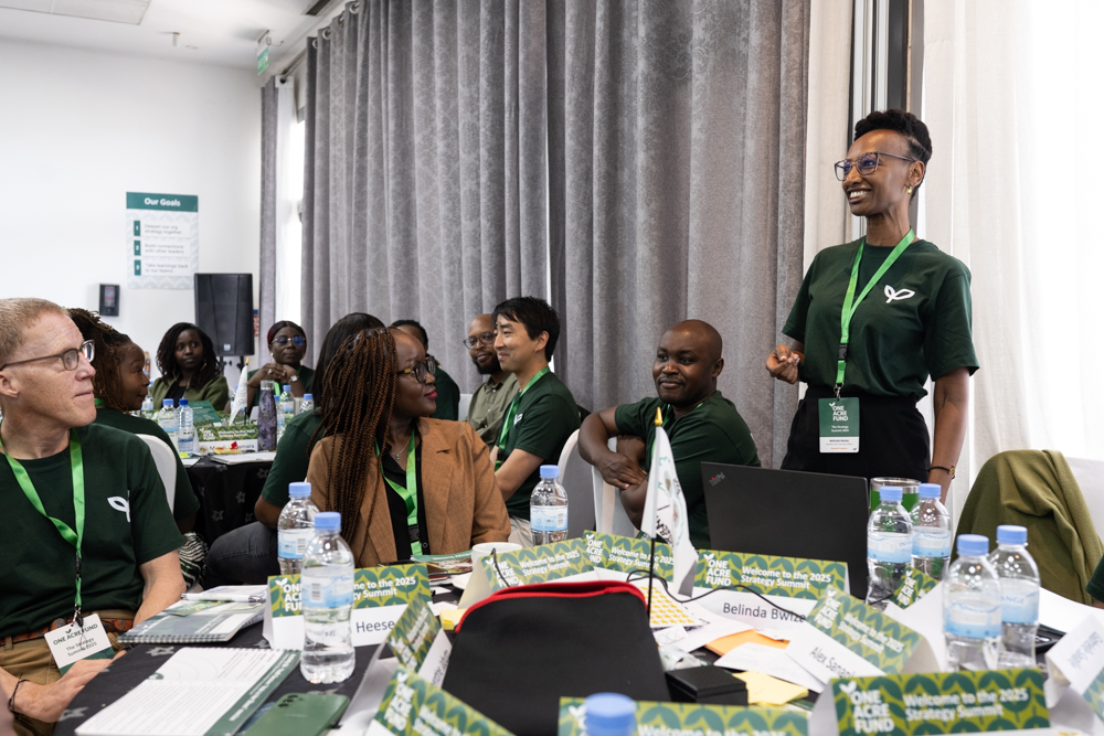 oneacrefundRW's tweet image. This past week, ~ 100 @OneAcreFund leaders from different countries of operations and global teams gathered in #Rwanda for a 3-day #StrategySummit to discuss ways to deepen our strategy, charting a path towards our 2030 global vision—$1B of impact &amp;amp; 1B trees to 10M farmers