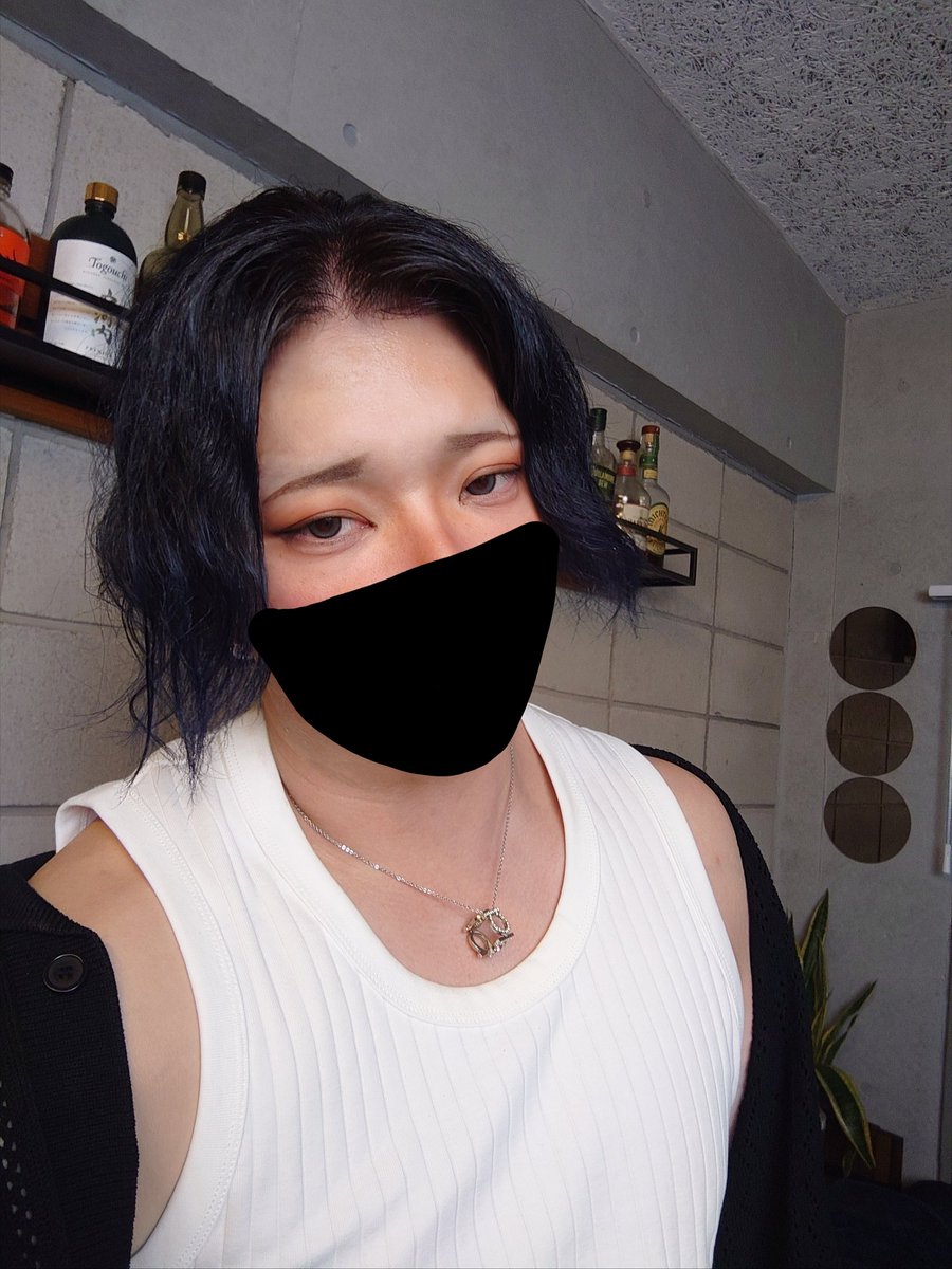 今更すぎるけどつり目タレ眉メイクしてみた