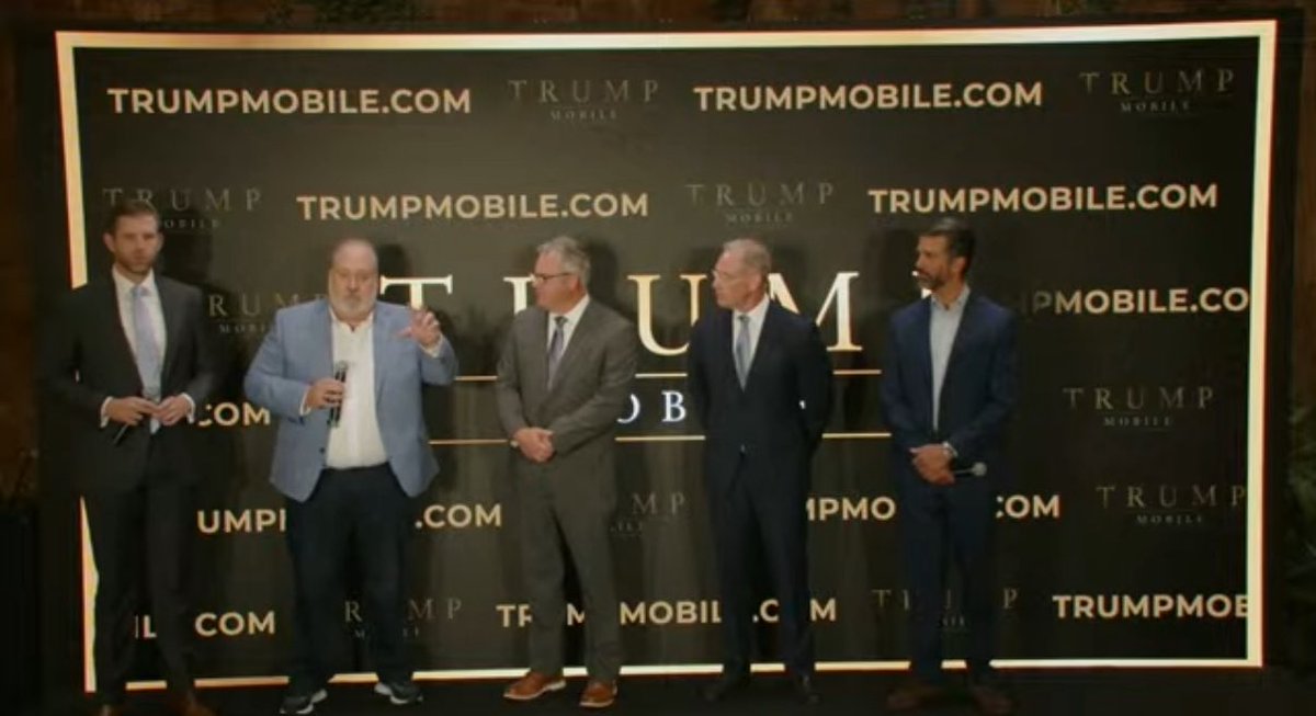 ashish777solank's tweet photo. BREAKING: #TrumpMobile Donald Trump Jr. Announces “Trump Mobile” At Trump Tower In NYC  #Trump https://t.co/5s2O255Ckz