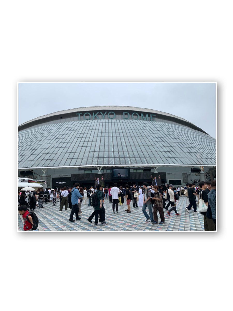 KoUWcrew0928's tweet photo. 6月14日.15日絶対に忘れない
EPIPHANY東京ドーム2日間本当に最高でした😭✨
ライブ前から安定で会えるcrewに会えて
くだらない事やセトリを考える時間が毎回幸せを感じつつライブが始まれば最高にばっこり暴れて余韻話を話せる仲間って本当に大切に感じとれた2日間でした😊
#UVERworld_EPIPHANY https://t.co/X5Wzc7OATb
