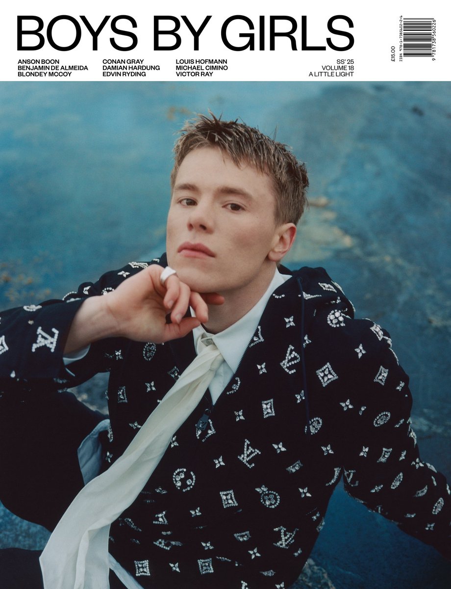 Boys by Girls (@boysbygirls) on Twitter photo ✨Men written by Women ✨
Issue 18 cover star #edvinryding by <a href="/EmiliaStaugaard/">Emilia Staugaard</a>
He climbed trees, walked on rocks in platform heels, and ran across the beach in the rain. Truly, our strongest soldier - in both real life and in #28YearsLater
Preorder: shopboysbygirls.bigcartel.com/product/boys-b… ✨Men written by Women ✨
Issue 18 cover star #edvinryding by <a href="/EmiliaStaugaard/">Emilia Staugaard</a>
He climbed trees, walked on rocks in platform heels, and ran across the beach in the rain. Truly, our strongest soldier - in both real life and in #28YearsLater
Preorder: shopboysbygirls.bigcartel.com/product/boys-b…