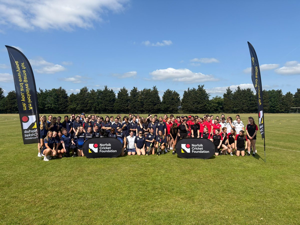We’re at Redmayne Playing Fields today for the Chance to Shine Chance to Compete Girls U15 Secondary Schools Competition! 

We have 12 schools involved - good luck to everyone 🙌

#ChanceToShine #SchoolCricket