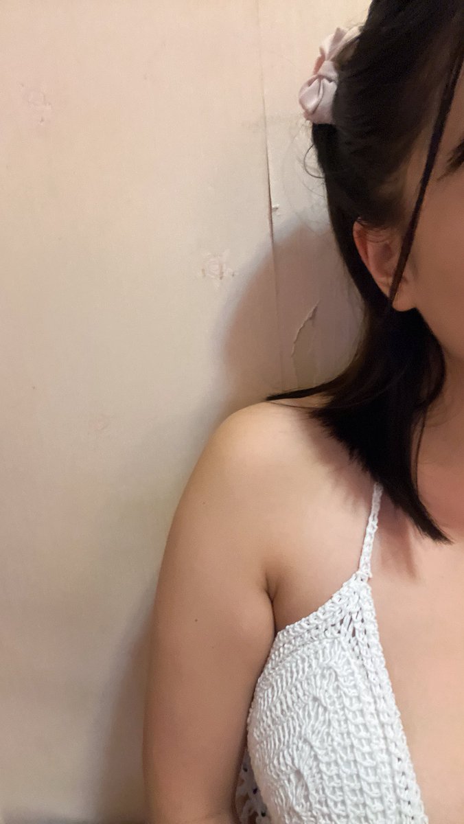 剪頭髮+雙馬尾
呃學生餐絕配組合