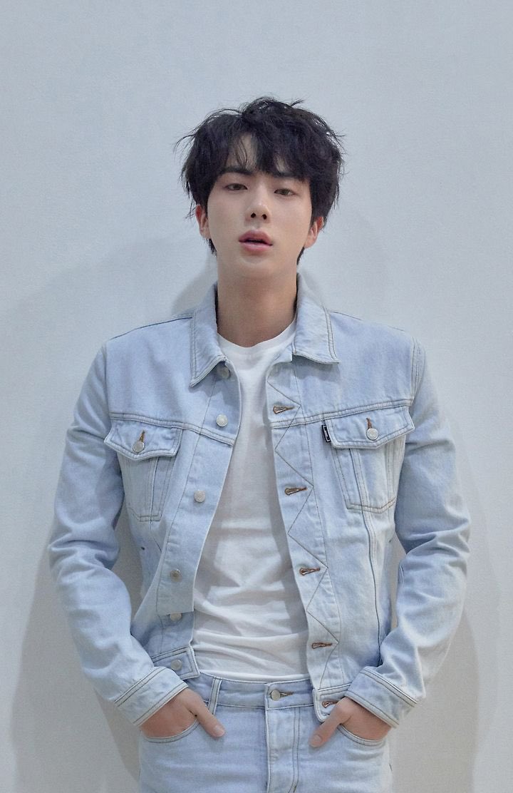 _tian_ow's tweet photo. 2번 개인컷이 “진짜”인거 모르는사람 없길바랍니다
전원 흑발+청청에 볼빨간 울먹슨 표정?
이거 지금 해도 무조건 먹히는거
하이브도 ㅈㅂ 알길 바랍니다 https://t.co/chcvbSTGBW