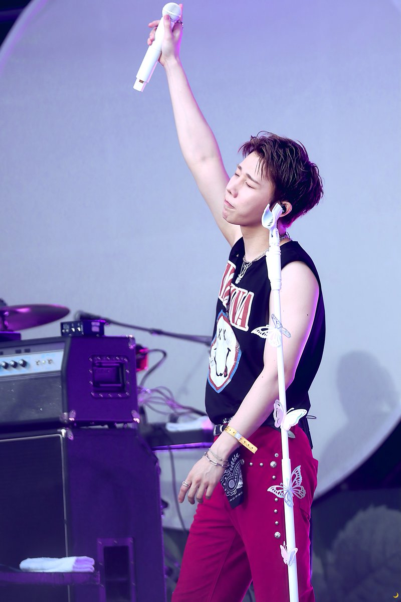 250615 뷰티풀민트라이프

떼창좋아규

#성규 #김성규 #SUNGKYU
#인피니트 #INFINITE