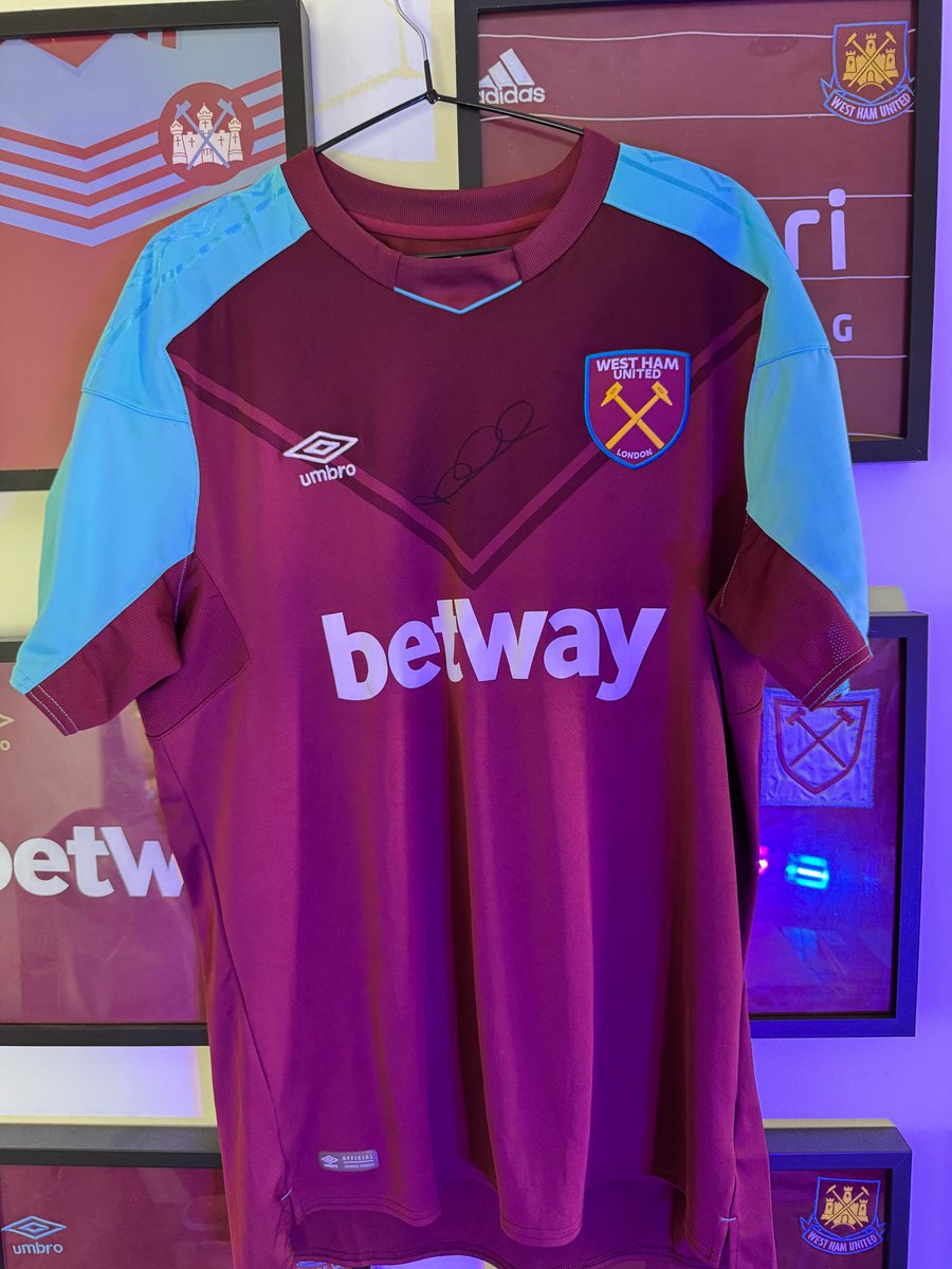 West Ham Network (@westhamnetwork) on Twitter photo 🚨WIN A SIGNED MARK NOBLE SHIRT🚨
This is your chance to win a signed 2017/18 WHU Mark Noble shirt. Tickets are £5 each, with an early bird discount for the first three days. The draw takes place next Thursday.
A donation of the proceeds will go to the Ayrshire Cancer Support 🚨WIN A SIGNED MARK NOBLE SHIRT🚨
This is your chance to win a signed 2017/18 WHU Mark Noble shirt. Tickets are £5 each, with an early bird discount for the first three days. The draw takes place next Thursday.
A donation of the proceeds will go to the Ayrshire Cancer Support