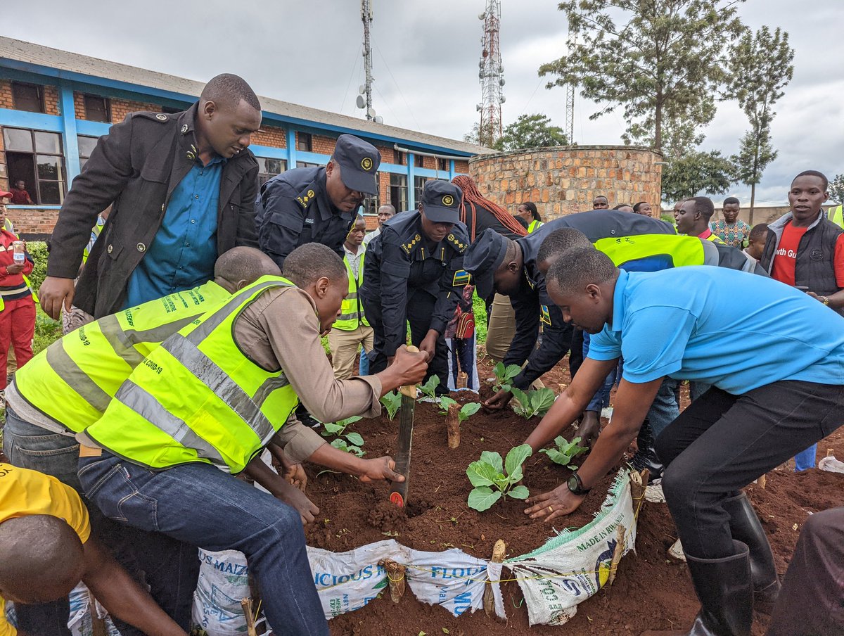 RwandaYouthVol1's tweet photo. and empowered us in numerous and meaningful ways. Through collaboration, mentorship, and shared goals, you have helped shape us into a force of responsible, engaged, and proactive youth committed to contributing to the development and security of our nation. https://t.co/n3ekYkgkiB