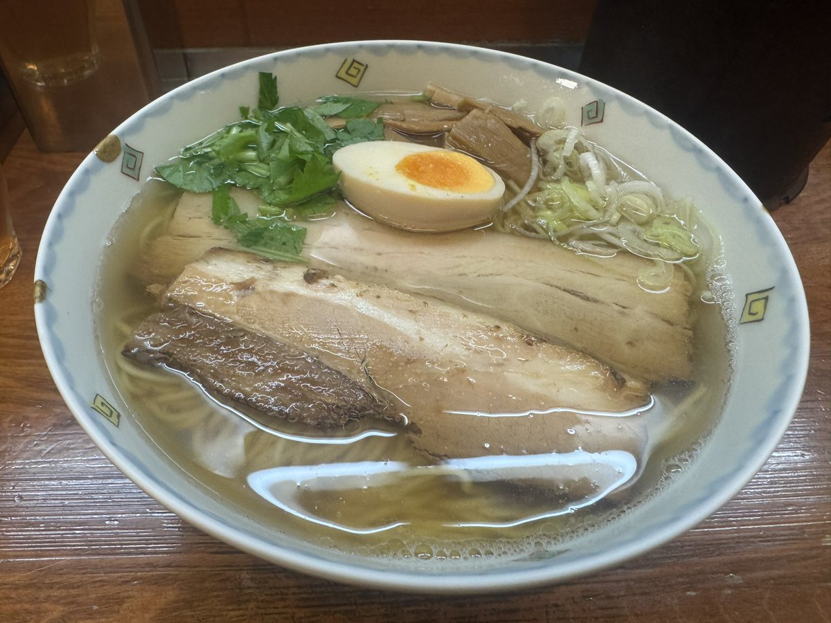 でもラーメンは食べた🍜おいしかった😋